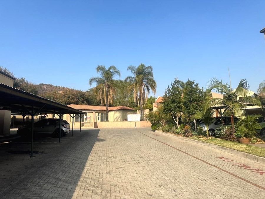 3 Bedroom Property for Sale in Safari Gardens North West